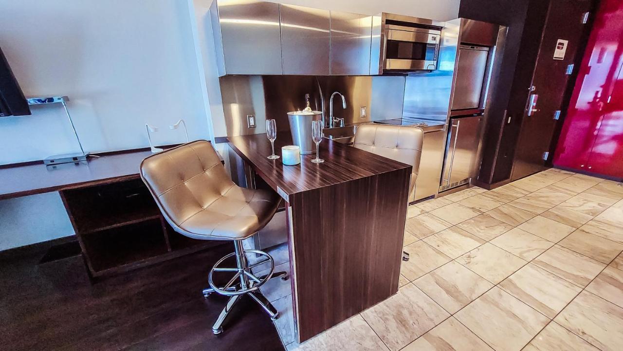 Luxury 53Rd Flr Condo With Amazing Sunset View & Balcony No Refee At Palms Place Las Vegas Exterior photo